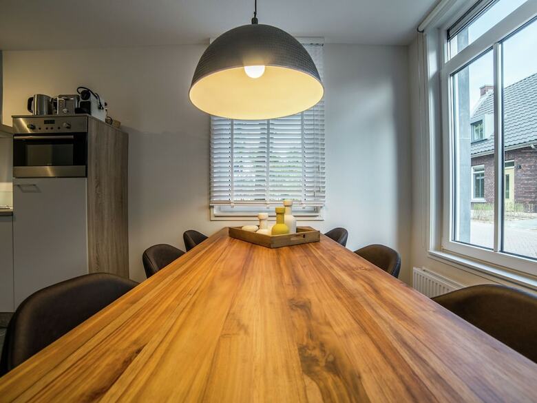 Luxurious Villa With Whirlpool And Wifi, 4km From Maastricht