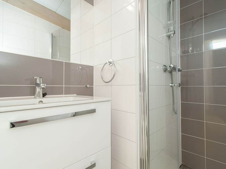 Comfortable Lodge With Dishwasher, In Bloemendaal