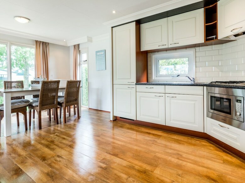 Detached, Light Chalet With Dishwasher Not Far From Hoorn