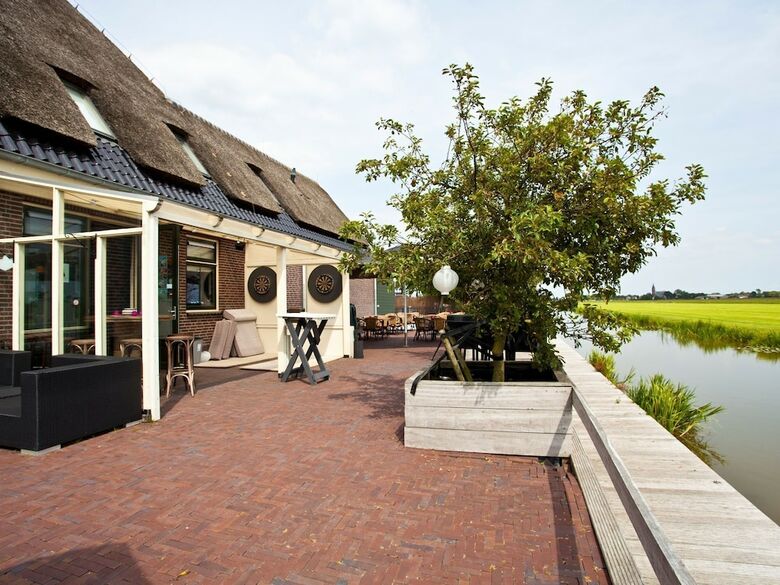 Detached, Light Chalet With Dishwasher Not Far From Hoorn
