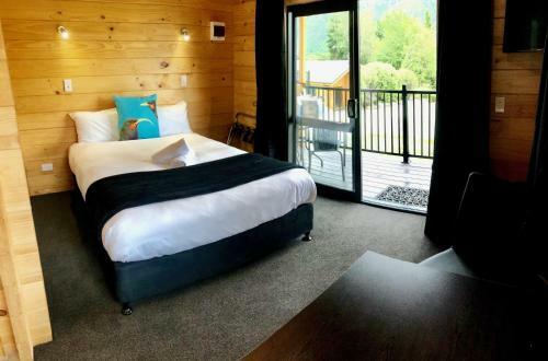 Kingston Top 10 Holiday Park