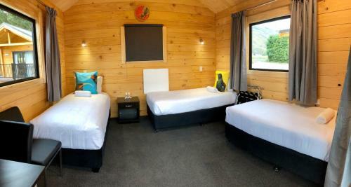 Kingston Top 10 Holiday Park