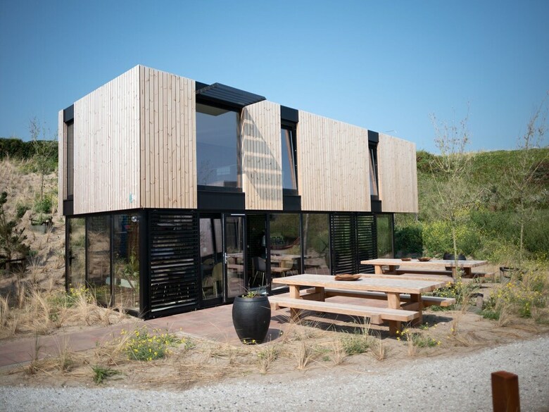 Special, Compound Group Accommodation, 100 M. From The Sea