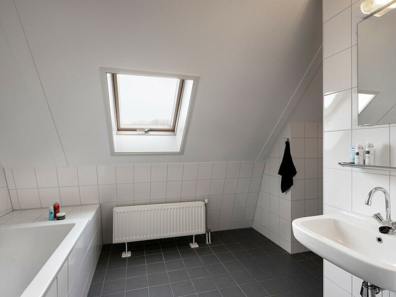 Luxury 2 Bathroom Villa With Solarium, 8 Km. From Hoogeveen