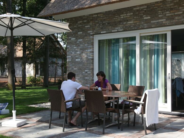 Luxury 2 Bathroom Villa With Solarium, 8 Km. From Hoogeveen