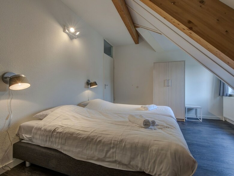 Restyled Villa With Dishwasher, 1km From The Beach