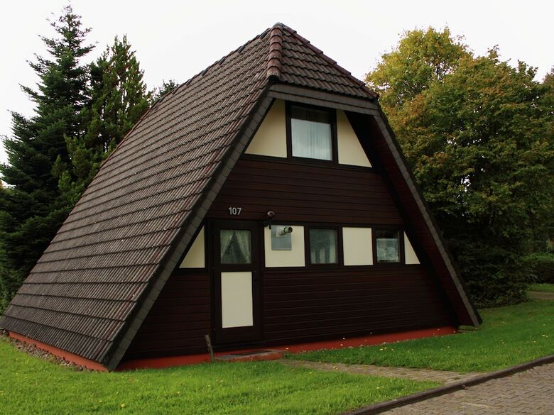 Detached, Nice Bungalow On Katzenbuckel Mountain