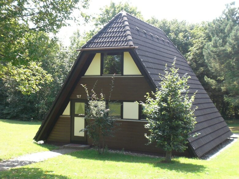 Detached, Nice Bungalow On Katzenbuckel Mountain