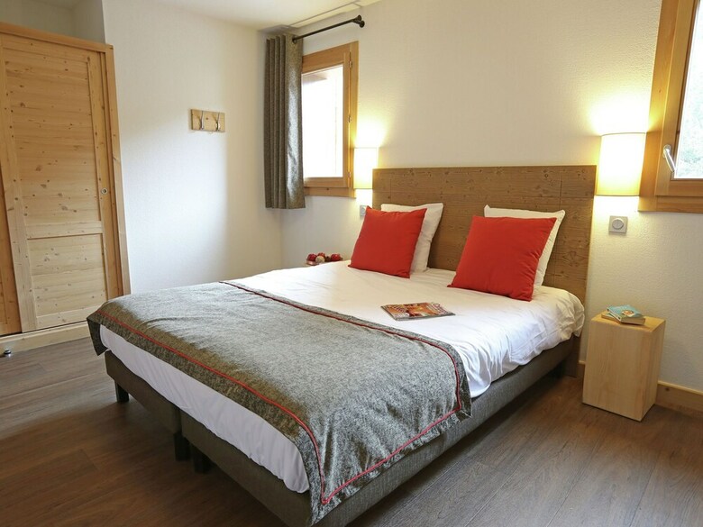 Modern Comfortable Apartment On The Slopes In Les Menuires