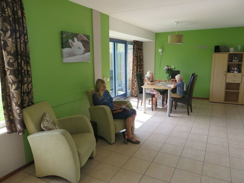 Detached House With Dishwasher, At Only 19 Km. From Hoorn
