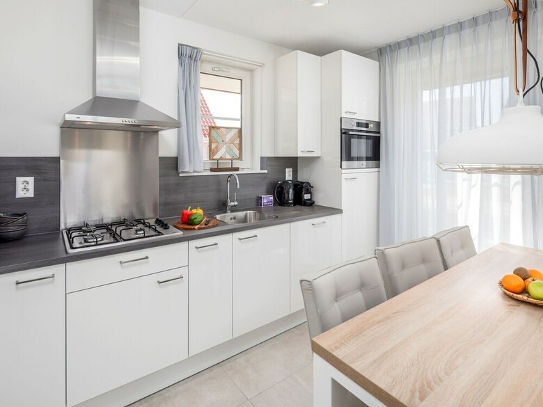 Modern Villa In Nieuwvliet Near Beach