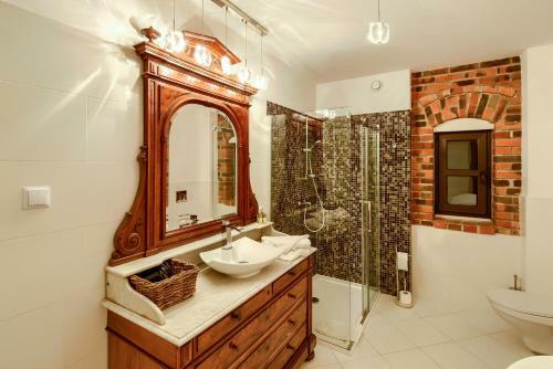Agroturismo Folwark Bia?ych Bocian�w