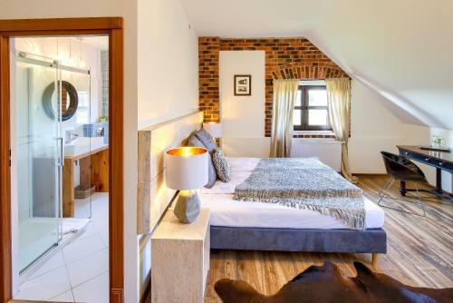 Agroturismo Folwark Bia?ych Bocian�w