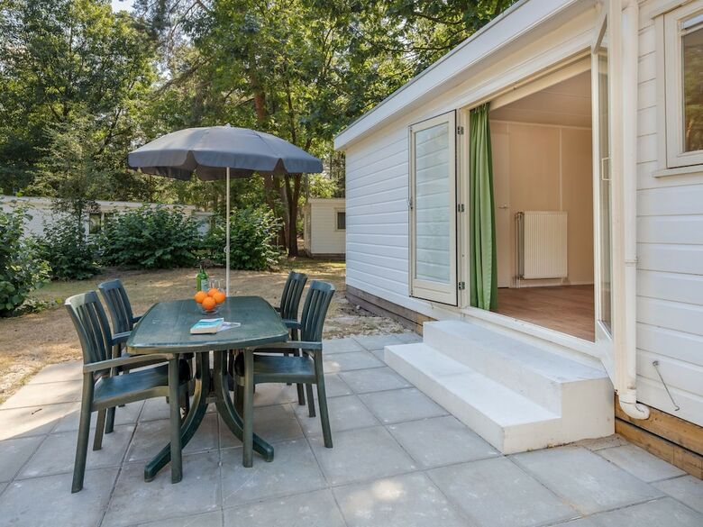 Comfortable Chalet With Microwave, In Natural Surroundings
