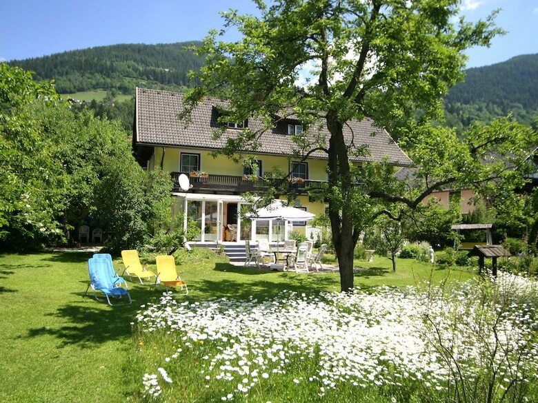 Cozy Apartment In Feld Am See Near Ski Slopes