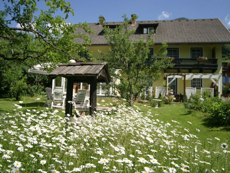 Cozy Apartment In Feld Am See Near Ski Slopes