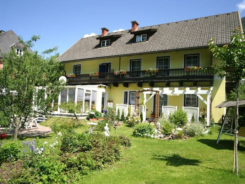 Cozy Apartment In Feld Am See Near Ski Slopes