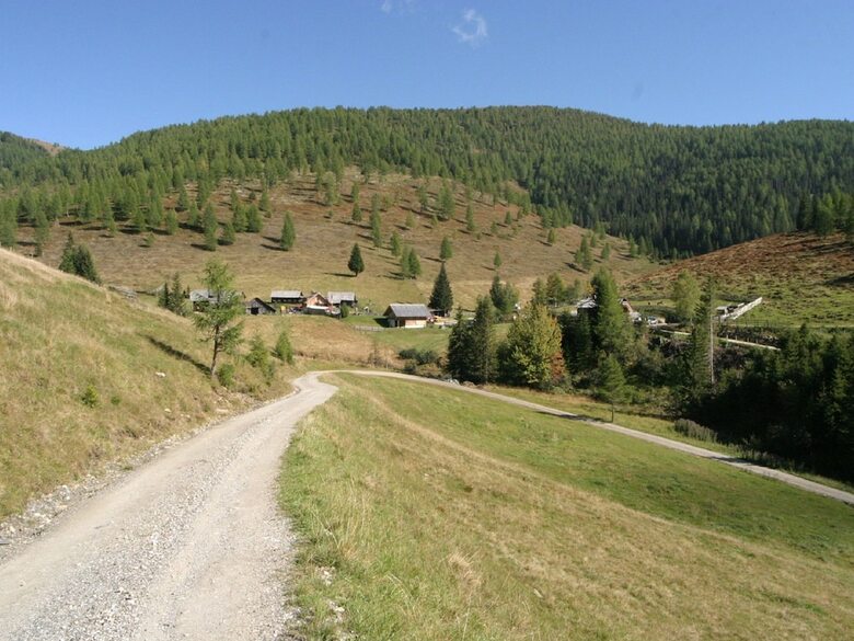 Cozy Apartment In Feld Am See Near Ski Slopes