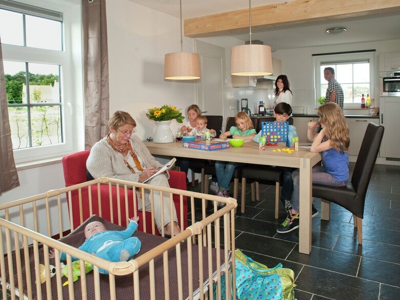 Luxurious Villa With Sauna & Whirlpool In Limburg