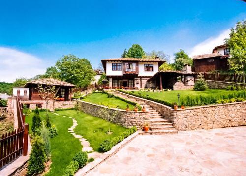 Sharlopova Guest House