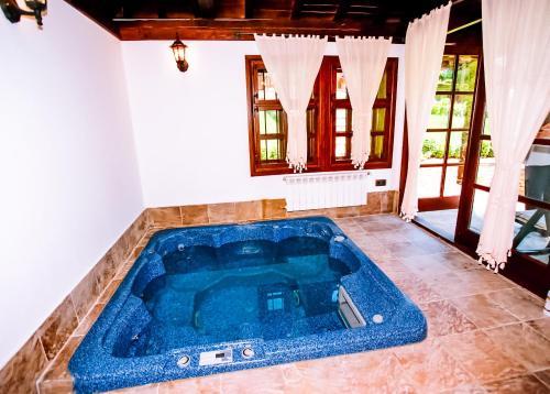 Sharlopova Guest House