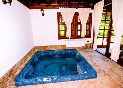 Sharlopova Guest House