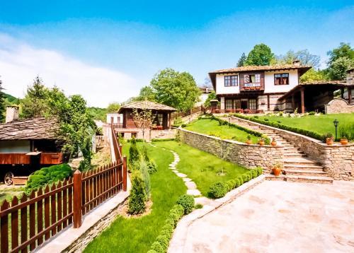 Sharlopova Guest House