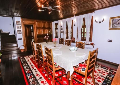 Sharlopova Guest House