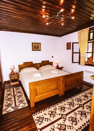 Sharlopova Guest House