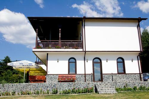Hotel Rusaliite Adventure House