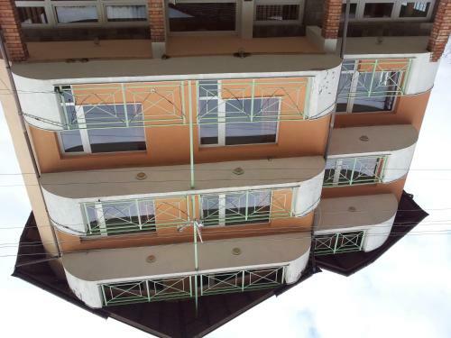 Hostal Pandea Guest House