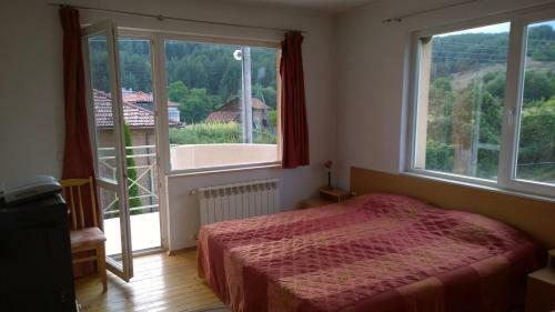 Hostal Pandea Guest House