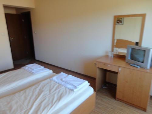 Saint Nikola Family Hotel