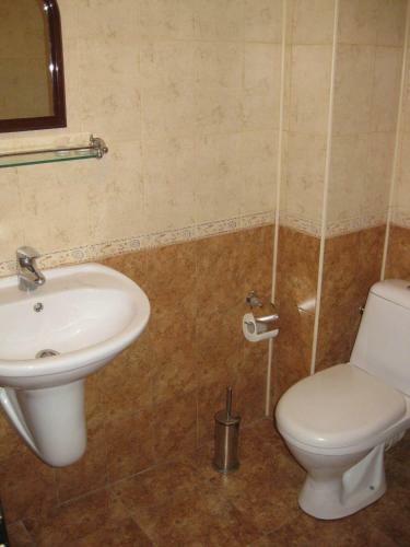 Hostal Guesthouse Trite Kambani