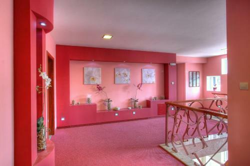Family Hotel Mania