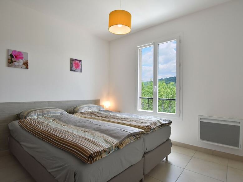 Villa With Guest House, 2 Swimming Pools, And Wide View