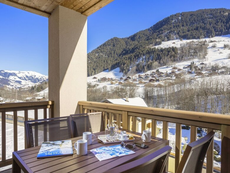 Valley-view Apartment Near Ski Lift And Skiing Area