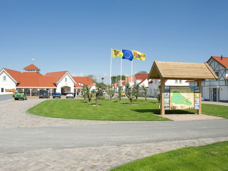 Detached Villa With Two Bathrooms, 400 M. From The Beach