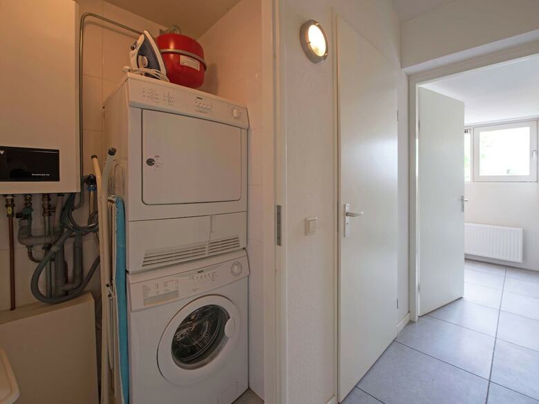 Nice House With Dishwasher, Not Far From Amsterdam