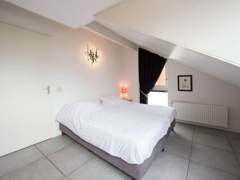 Nice House With Dishwasher, Not Far From Amsterdam