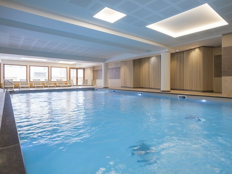 Attractive Apartment In A Chalet Directly On The Ski Slope