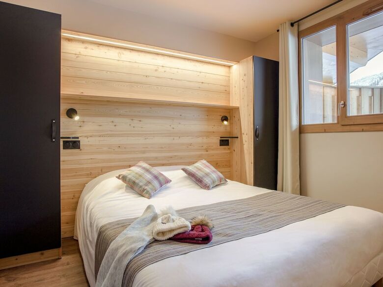Attractive Apartment In A Chalet Directly On The Ski Slope
