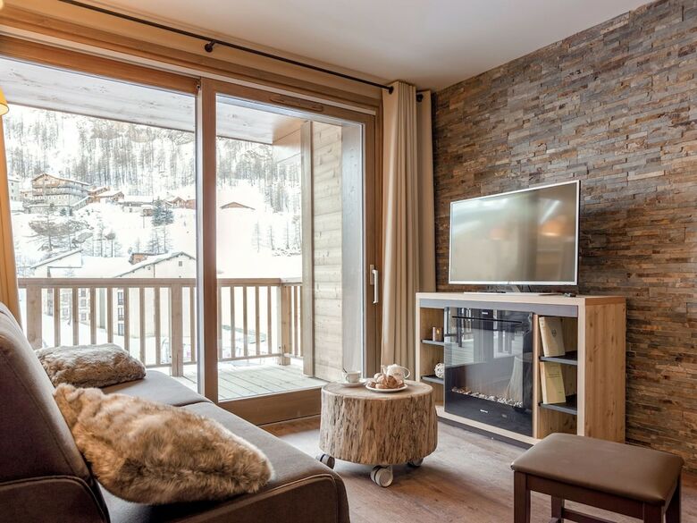 Attractive Apartment In A Chalet Directly On The Ski Slope