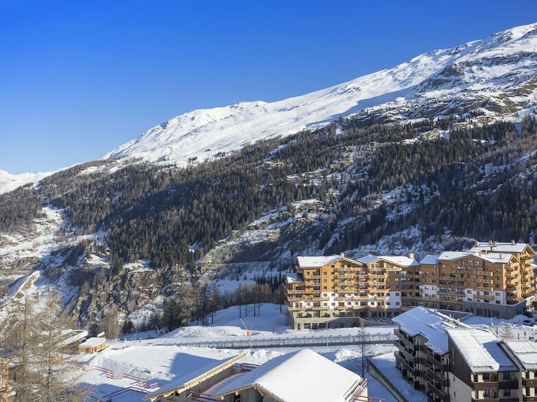 Attractive Apartment In A Chalet Directly On The Ski Slope