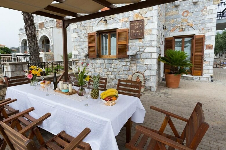 Villa Pleiades