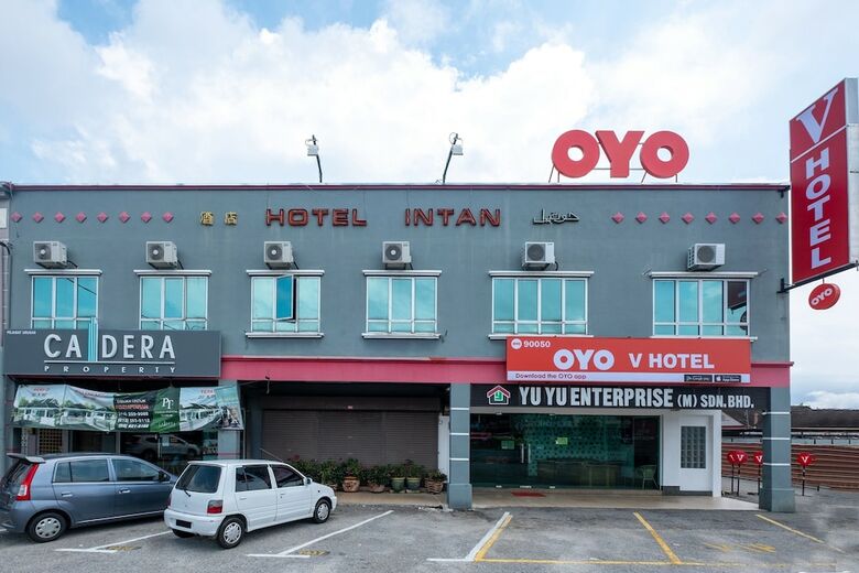 Oyo 90050 V Hotel