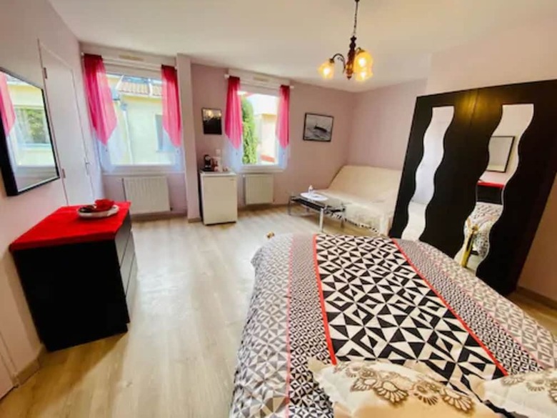 Hotel Reims Sherpa Guest House
