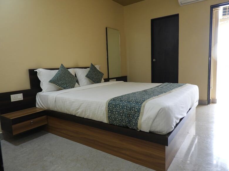 Hotel Jalsa Palace