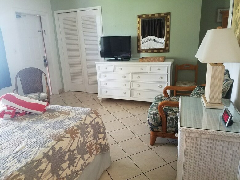 Motel Tropic Isle Beach Resort