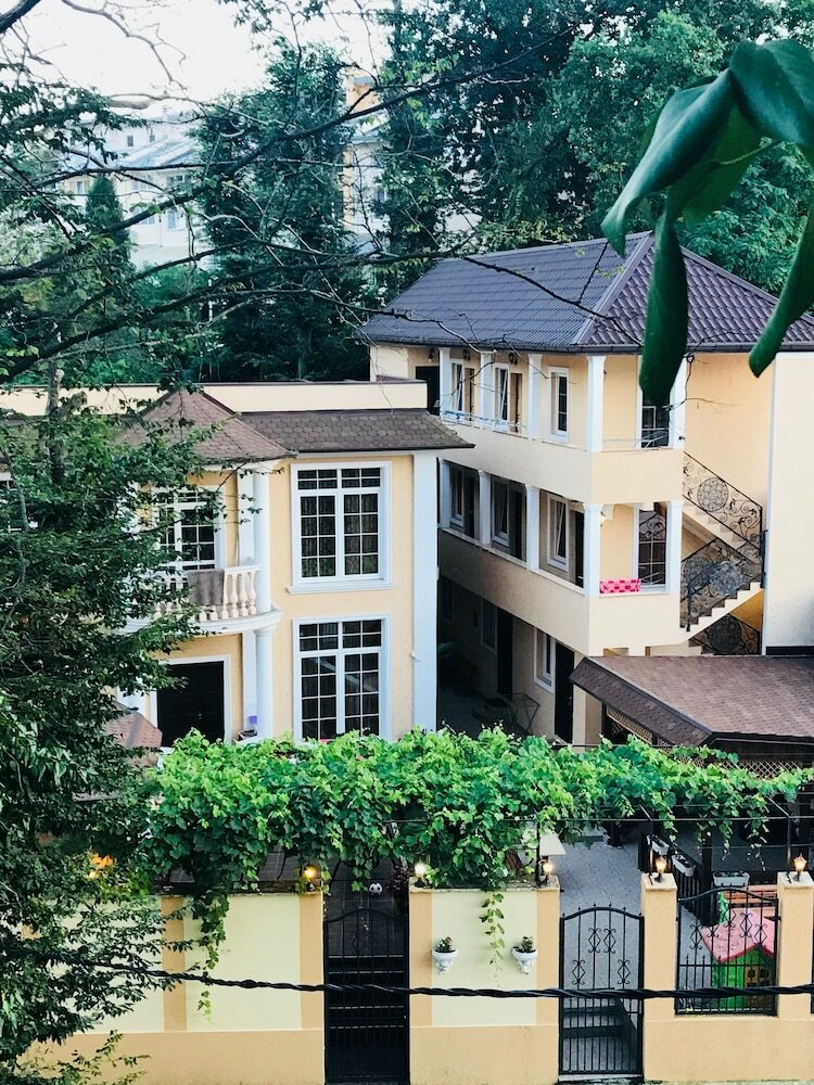 Hotel Tamriko Guest House